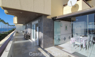 Eerstelijnsstrand appartement met fenomenaal uitzicht te koop in Marbella centrum 775051 