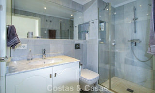 Eerstelijnsstrand appartement met fenomenaal uitzicht te koop in Marbella centrum 775061 