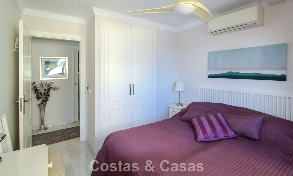 Eerstelijnsstrand appartement met fenomenaal uitzicht te koop in Marbella centrum 775064