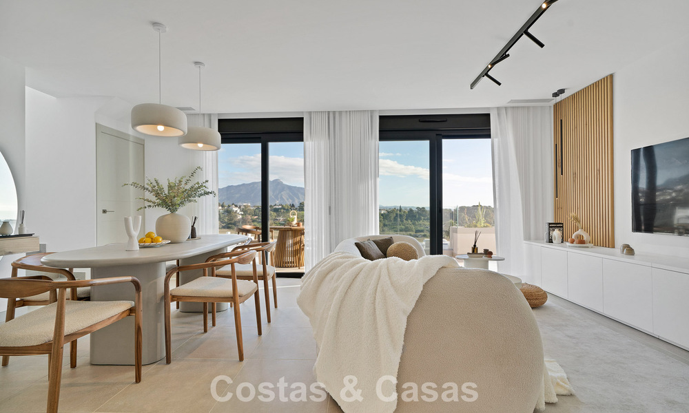 Recent gebouwd penthouse met ruim solarium te koop in een gated complex in Benahavis - Marbella 775457