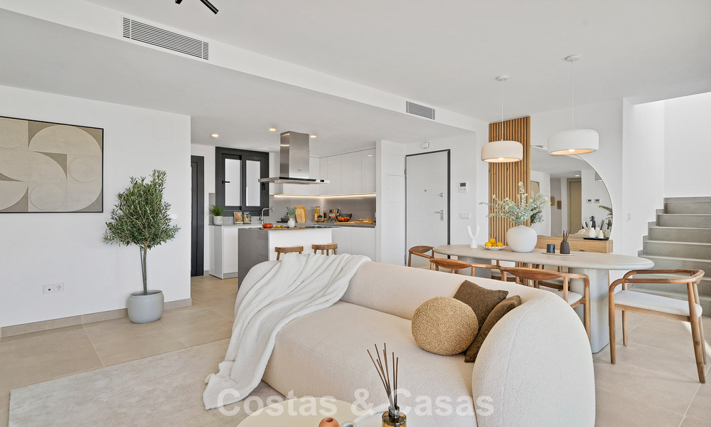 Recent gebouwd penthouse met ruim solarium te koop in een gated complex in Benahavis - Marbella 775466