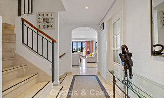 Ruim townhouse met prachtig golf- en zeezicht te koop, in een exclusieve golfurbanisatie in Benahavis - Marbella 775225 