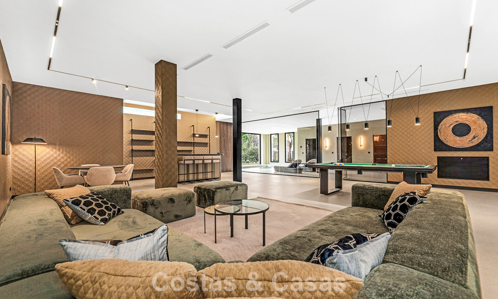 Gesofisticeerde designervilla met magnifiek zeezicht te koop in El Madroñal, Benahavis - Marbella 795623