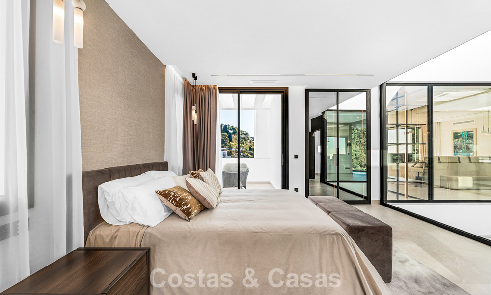Gesofisticeerde designervilla met magnifiek zeezicht te koop in El Madroñal, Benahavis - Marbella 795630