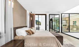 Gesofisticeerde designervilla met magnifiek zeezicht te koop in El Madroñal, Benahavis - Marbella 795630 