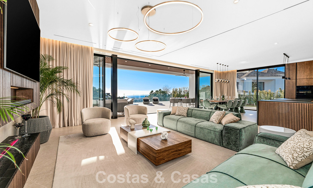 Gesofisticeerde designervilla met magnifiek zeezicht te koop in El Madroñal, Benahavis - Marbella 795643