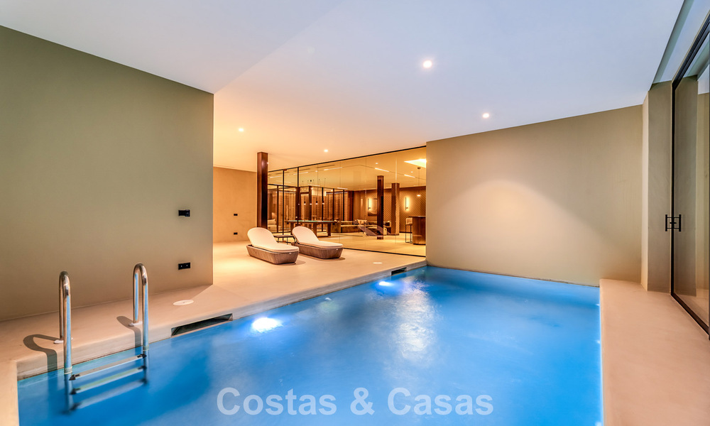Geavanceerde designervilla met prachtig zeezicht te koop in El Madroñal, Benahavis - Marbella 796839