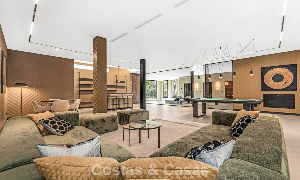 Geavanceerde designervilla met prachtig zeezicht te koop in El Madroñal, Benahavis - Marbella 796859