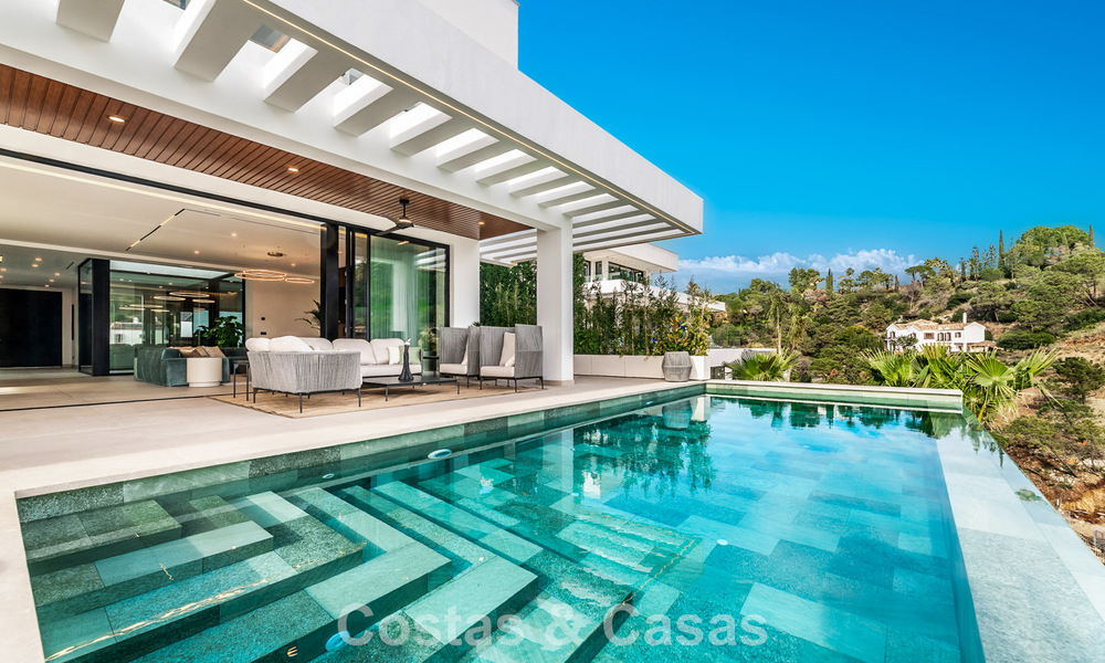 Geavanceerde designervilla met prachtig zeezicht te koop in El Madroñal, Benahavis - Marbella 796861