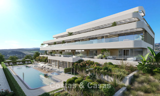 Moderne nieuwbouwappartementen te koop dicht bij het strand en met zeezicht in Estepona West 775323 