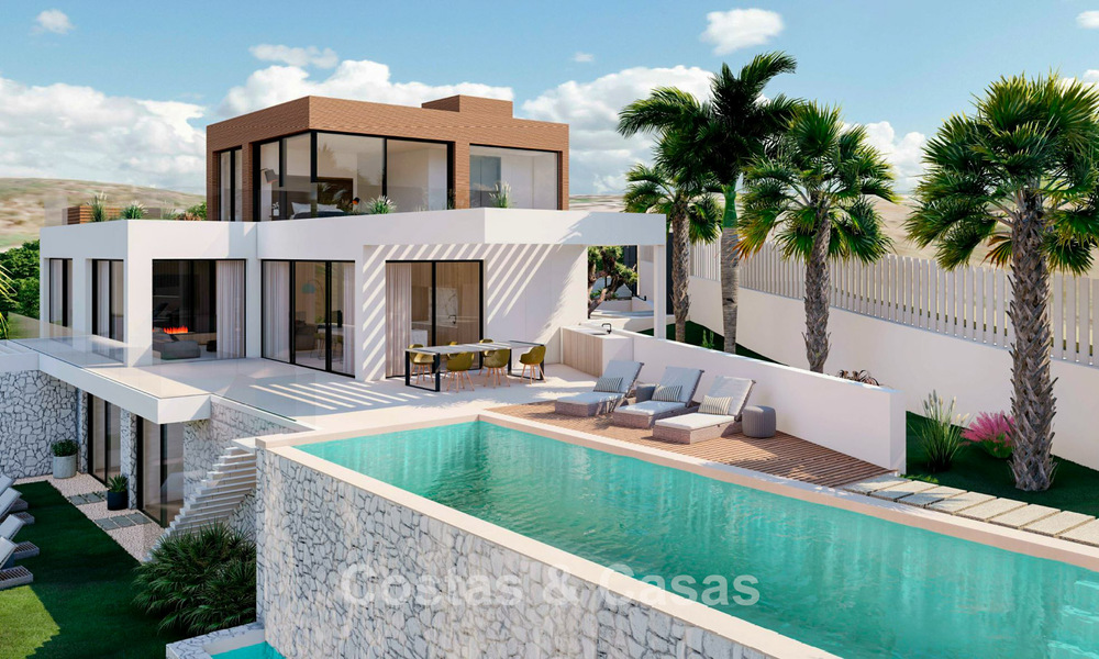 Moderne, luxe nieuwbouwvilla te koop in Oost Marbella 775584