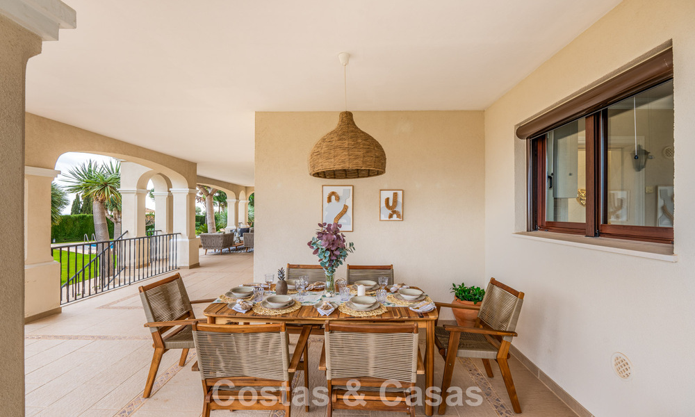 Royale Mediterrane luxevilla met veel slaapkamers en spectaculaire vergezichten te koop in Benahavis - Marbella 775663
