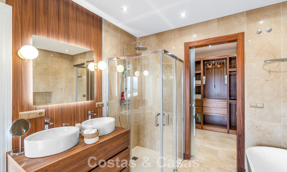 Royale Mediterrane luxevilla met veel slaapkamers en spectaculaire vergezichten te koop in Benahavis - Marbella 775674