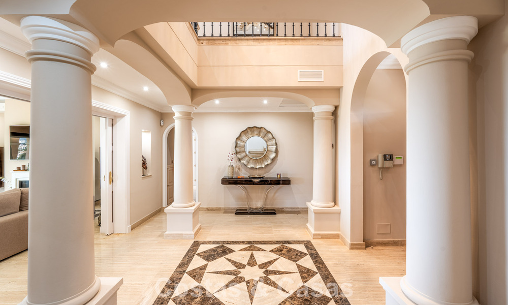 Royale Mediterrane luxevilla met veel slaapkamers en spectaculaire vergezichten te koop in Benahavis - Marbella 775683