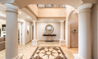 Royale Mediterrane luxevilla met veel slaapkamers en spectaculaire vergezichten te koop in Benahavis - Marbella 775683 