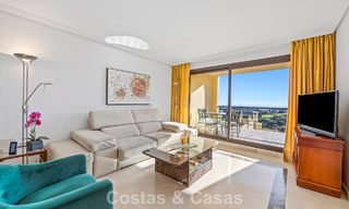 Instapklaar, ruim 3-slaapkamer appartement te koop omringd door golfbanen in Benahavis - Marbella 775722 