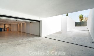 Gloednieuwe, moderne luxevilla te koop in vooraanstaande, omsloten community van Sotogrande, Costa del Sol 775729 