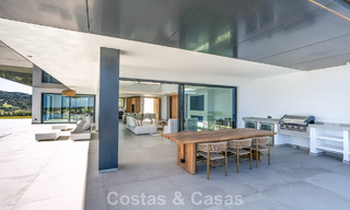 Gloednieuwe, moderne luxevilla te koop in vooraanstaande, omsloten community van Sotogrande, Costa del Sol 775740 