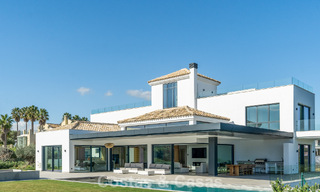 Gloednieuwe, moderne luxevilla te koop in vooraanstaande, omsloten community van Sotogrande, Costa del Sol 775754 