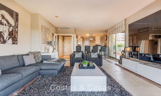 Schitterend penthouse met panoramische uitzichten te koop in een gated complex van Marbella - Benahavis 775869 