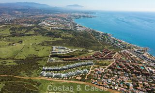 Nieuw op de markt. Duurzame nieuwe appartementen met zeezicht te koop op loopafstand van het strand in West-Estepona 775835 