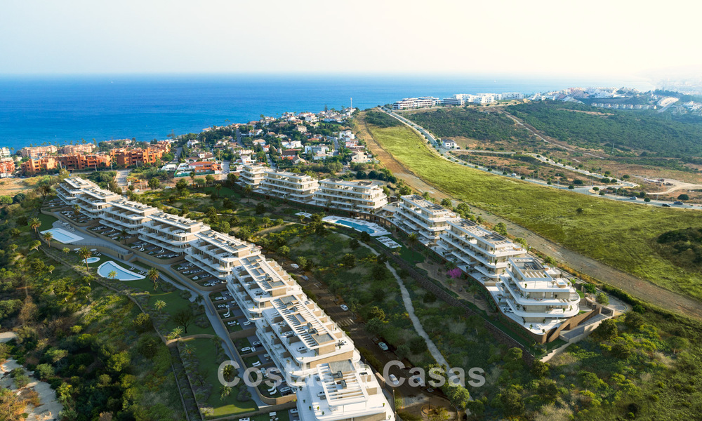 Nieuw op de markt. Duurzame nieuwe appartementen met zeezicht te koop op loopafstand van het strand in West-Estepona 775837
