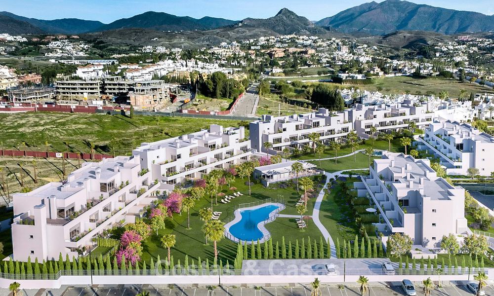 Laatste units! Nieuwe appartementen te koop, op loopafstand van voorzieningen en het strand op de New Golden Mile, Marbella - Estepona 776208