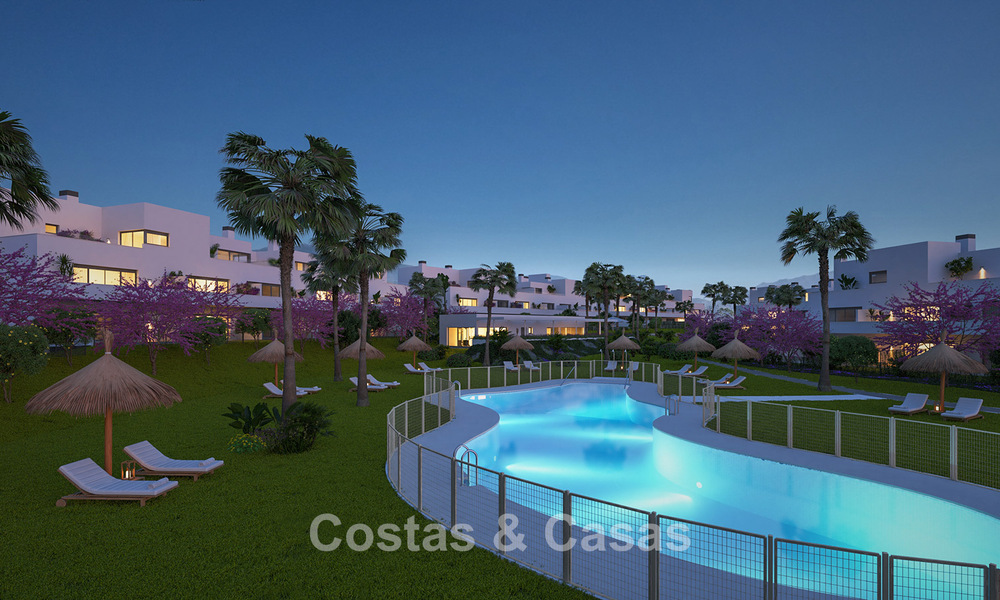 Laatste units! Nieuwe appartementen te koop, op loopafstand van voorzieningen en het strand op de New Golden Mile, Marbella - Estepona 776224