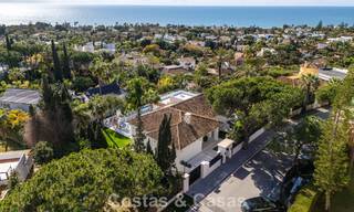 Luxueus gerenoveerde villa te koop op een steenworp van het strand in Oost Marbella 776437 