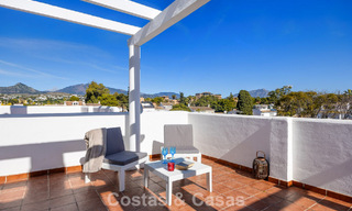 Ruim herenhuis te koop in een eerstelijnsstrand complex op de New Golden Mile tussen Marbella en Estepona 776023 