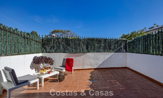 Ruim herenhuis te koop in een eerstelijnsstrand complex op de New Golden Mile tussen Marbella en Estepona 776028 