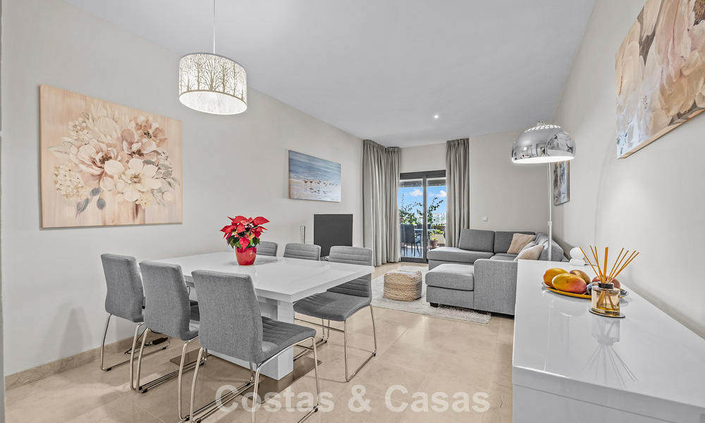 Luxe appartement te koop in het vooraanstaand 5* Los Flamingos Golfresort op de New Golden Mile, Marbella - Benahavis 776131