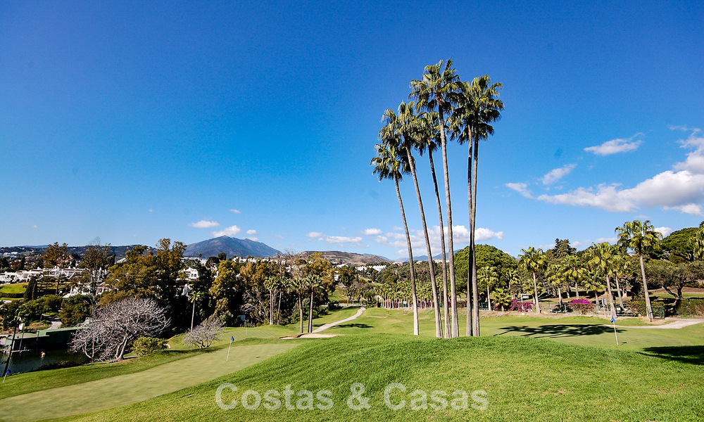 Luxueuze off-plan designervilla te koop in een beveiligde urbanisatie in Nueva Andalucia, Marbella 776146