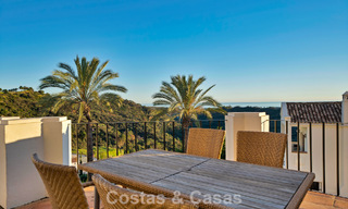 Spaans herenhuis met zeezicht te koop, in een rustige, beveiligde community in de heuvels van Benahavis - Marbella 776239 