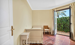 Spaans herenhuis met zeezicht te koop, in een rustige, beveiligde community in de heuvels van Benahavis - Marbella 776252 