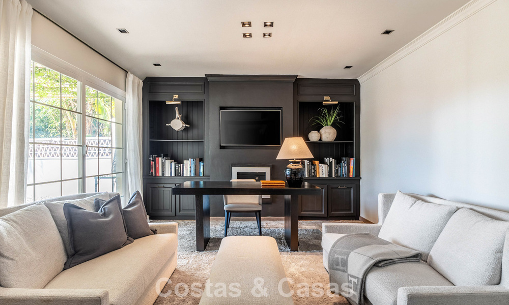 Instapklare luxevilla met een moderne mediterrane bouwstijl te koop in Nueva Andalucia’s golfvallei, Marbella 776268