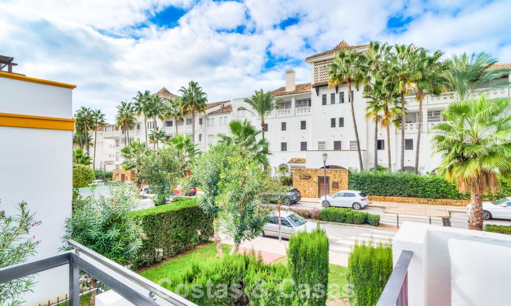 Halfvrijstaande woning te koop op enkele meters van het strand op de Golden Mile van Marbella 776464