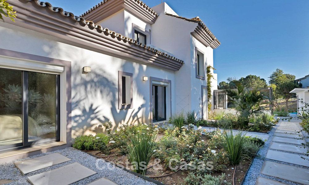 Luxueuze villa in mediterrane stijl te koop in een gated community omgeven door natuur in Marbella - Benahavis 776499