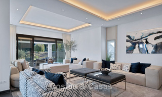 Luxueuze villa in mediterrane stijl te koop in een gated community omgeven door natuur in Marbella - Benahavis 776500 