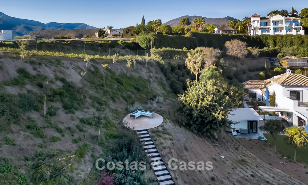 Luxueuze villa in mediterrane stijl te koop in een gated community omgeven door natuur in Marbella - Benahavis 776504