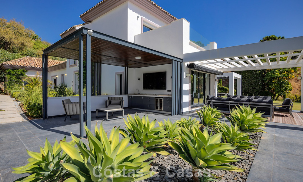 Luxueuze villa in mediterrane stijl te koop in een gated community omgeven door natuur in Marbella - Benahavis 805699