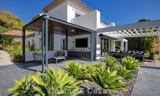 Luxueuze villa in mediterrane stijl te koop in een gated community omgeven door natuur in Marbella - Benahavis 805699 