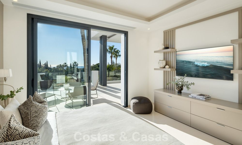 Eigentijdse luxevilla te koop, in een exclusieve, afgeschermde woonwijk op Marbella’s prestigieuze Golden Mile 776695