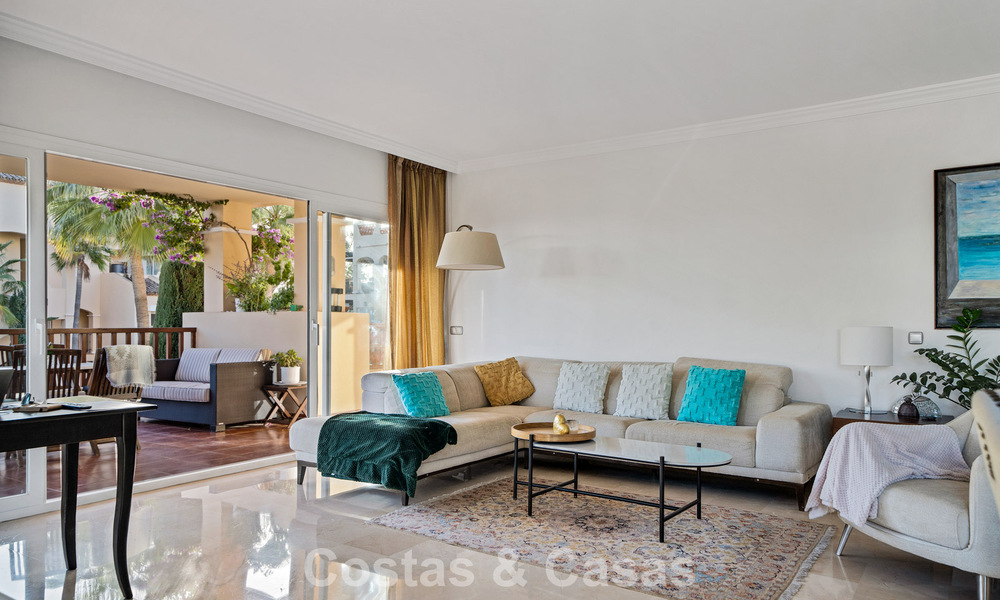 Luxueus begane grond appartement te koop, gelegen aan de New Golden Mile tussen Marbella en Estepona 776581