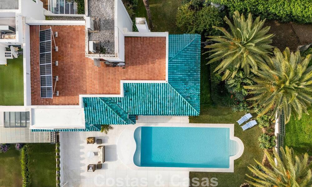 Charmant herenhuis met privézwembad te koop, in een gewilde golfenclave van La Quinta, Marbella - Benahavis 776623