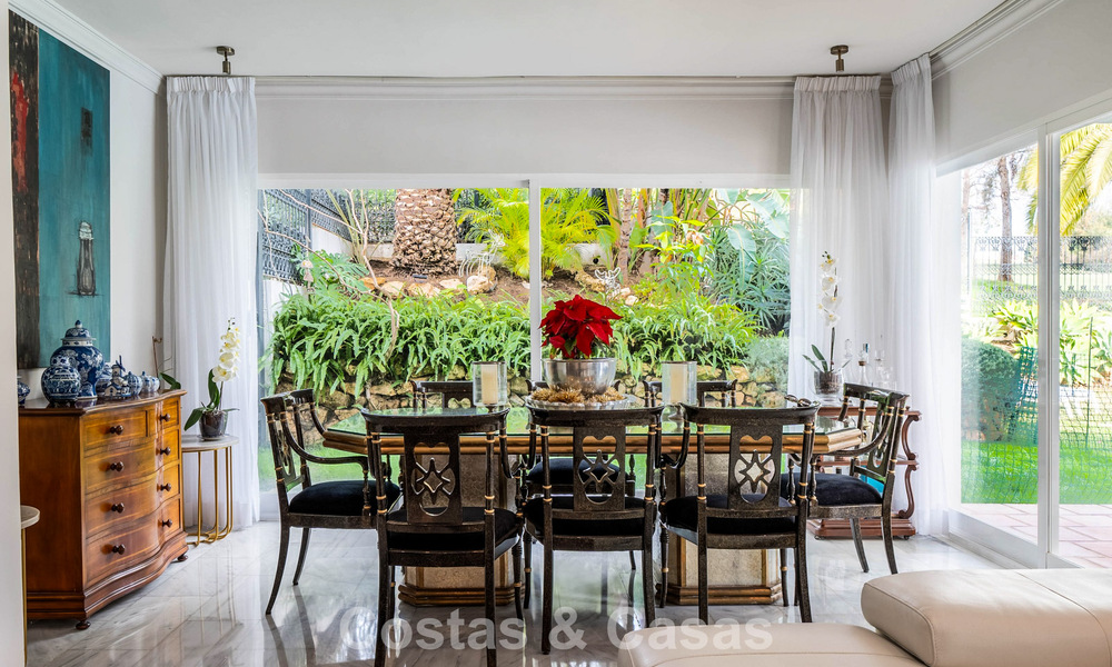 Charmant herenhuis met privézwembad te koop, in een gewilde golfenclave van La Quinta, Marbella - Benahavis 776629