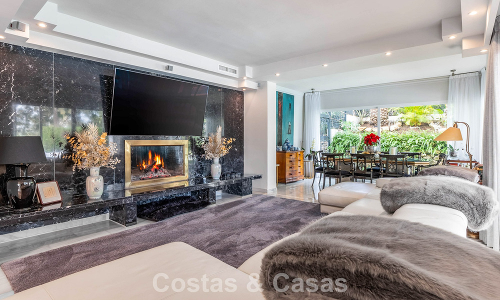 Charmant herenhuis met privézwembad te koop, in een gewilde golfenclave van La Quinta, Marbella - Benahavis 776631