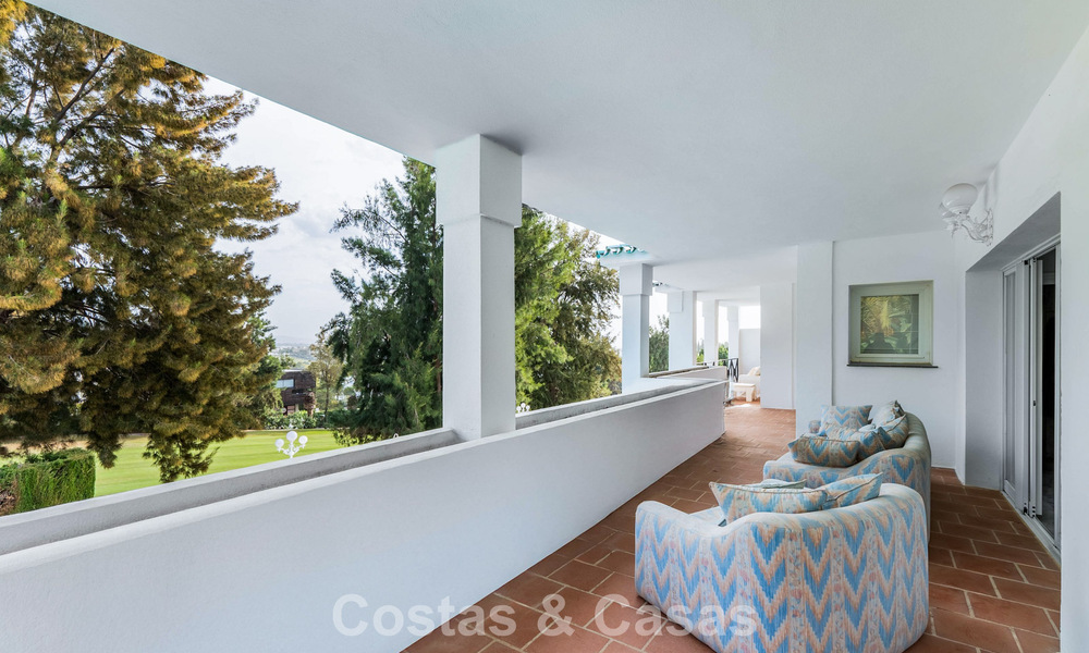 Charmant herenhuis met privézwembad te koop, in een gewilde golfenclave van La Quinta, Marbella - Benahavis 776638
