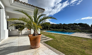 Fantastische luxevilla te koop omgeven door natuur in de exclusieve community van Valderrama in Sotogrande, Costa del Sol 776725 