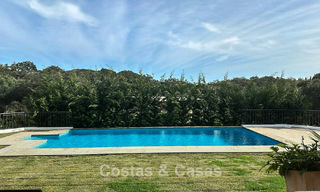 Fantastische luxevilla te koop omgeven door natuur in de exclusieve community van Valderrama in Sotogrande, Costa del Sol 776729 